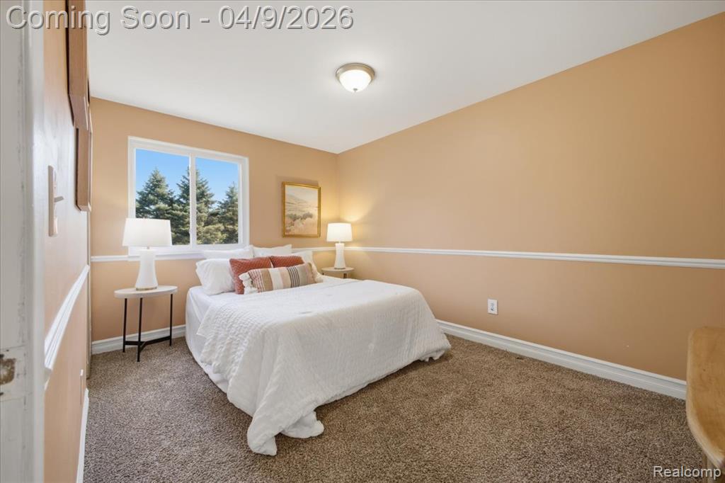 889 Hadley Road, Rochester Hills, MI 48333 — Photo 31