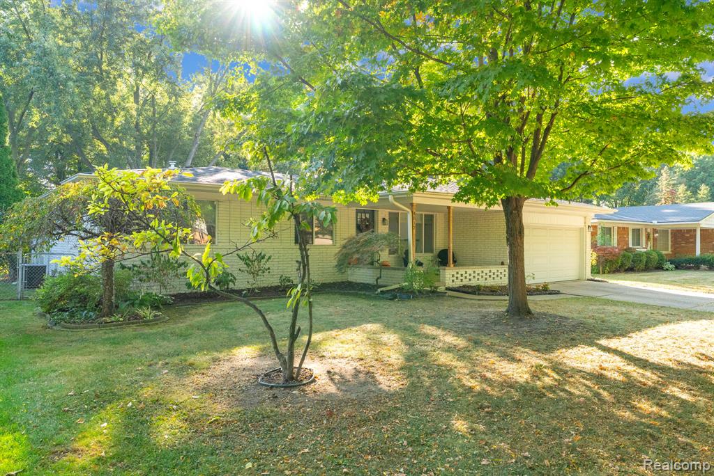 4812 Whitesell Drive, Troy, MI 48085 — Photo 4