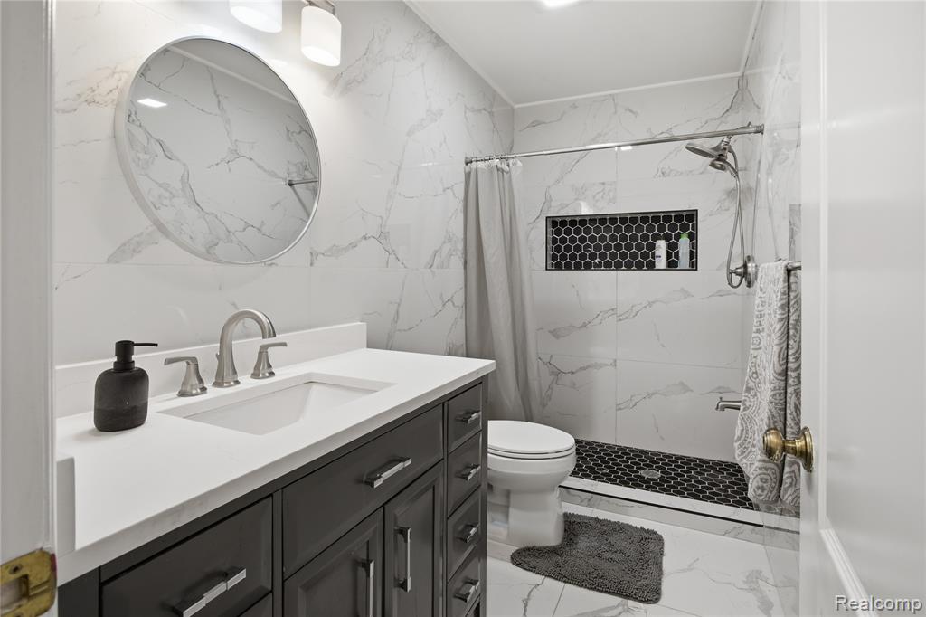 8873 Northern Avenue, Plymouth, MI 48170 — Photo 32