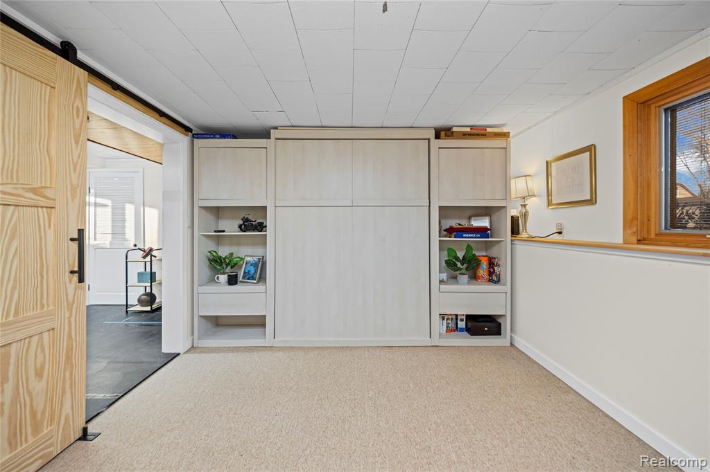 38027 Mallast Street, Harrison Township, MI — Photo 33