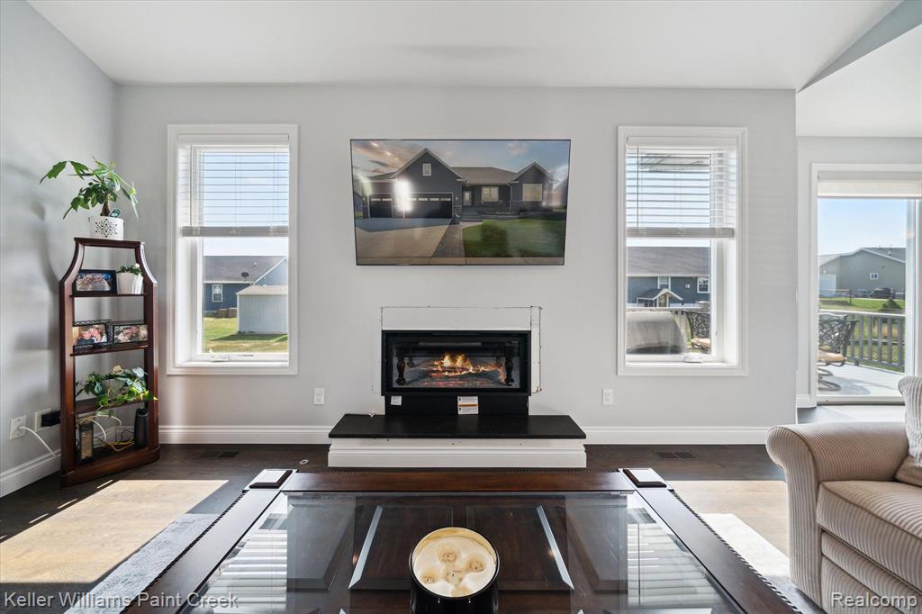 7804 Yorkshire Drive, Almont, MI 48003 — Photo 13