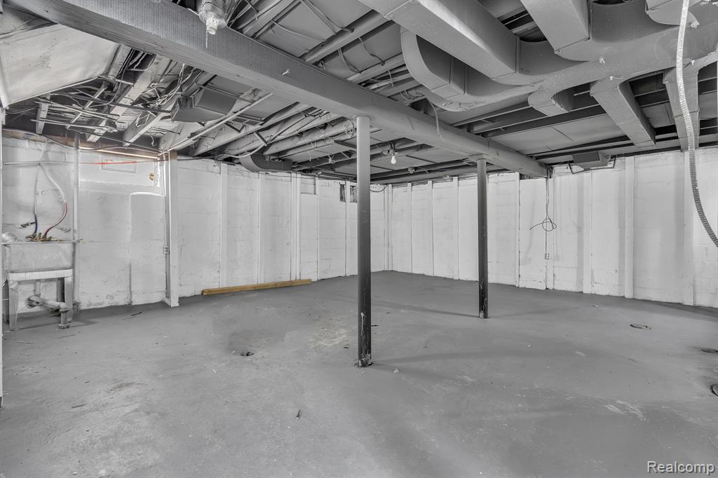 9158 Steel Street, Detroit, MI 48228 — Photo 32