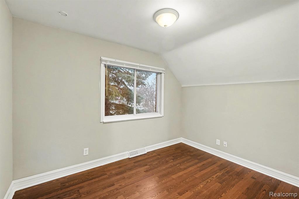7356 Wiegand, Center Line, MI 48015 — Photo 15
