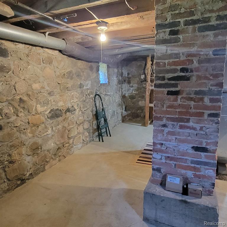 5782 LYONS Road, Imlay City, MI 48444 — Photo 42