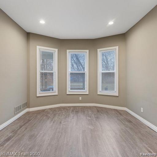 233 Leicester Court, Detroit, MI 48202 — Photo 9