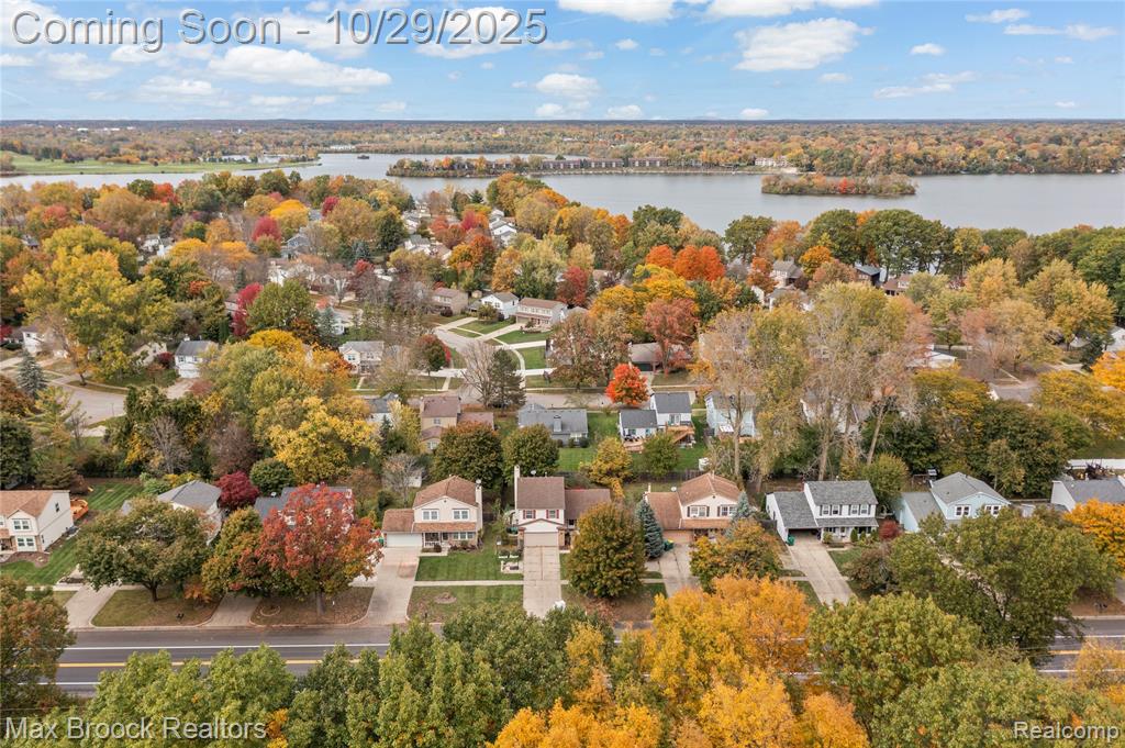 8185 S Huron River Drive, Ypsilanti, MI 48197 — Photo 29