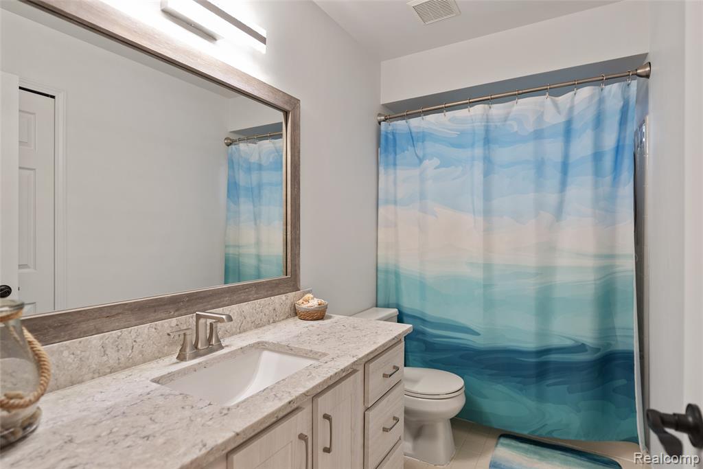 4325 Heatherstone Drive, Waterford, MI 48329 — Photo 27