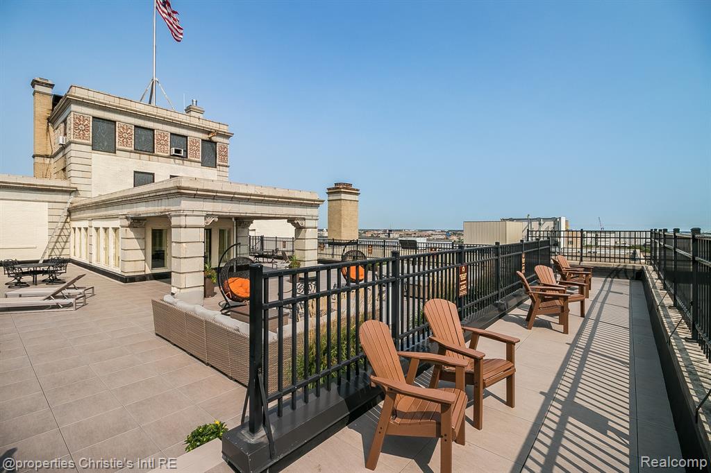 15 E Kirby Street, 826, Detroit, MI 48202 — Photo 32