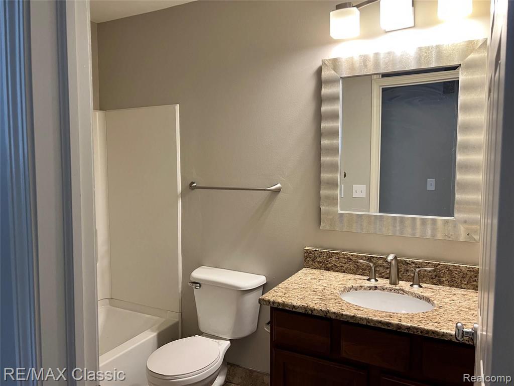 39773 ROCKCREST Circle, Northville, MI — Photo 25