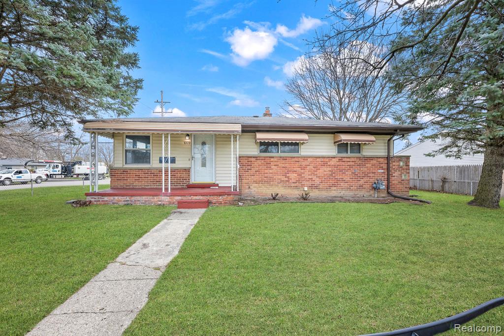 1009 BUICK Avenue, Ypsilanti, MI 48198 — Photo 2