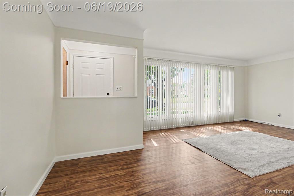 9135 Frederick Street, Livonia, MI 48150 — Photo 5