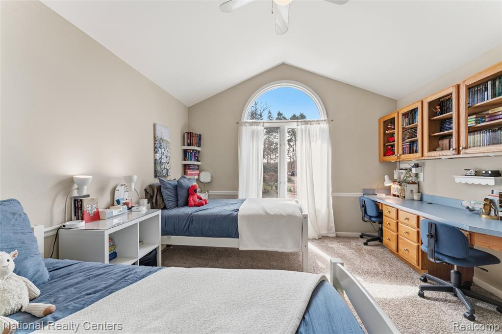 6276 N Shore Drive, West Bloomfield, MI 48324 — Photo 30