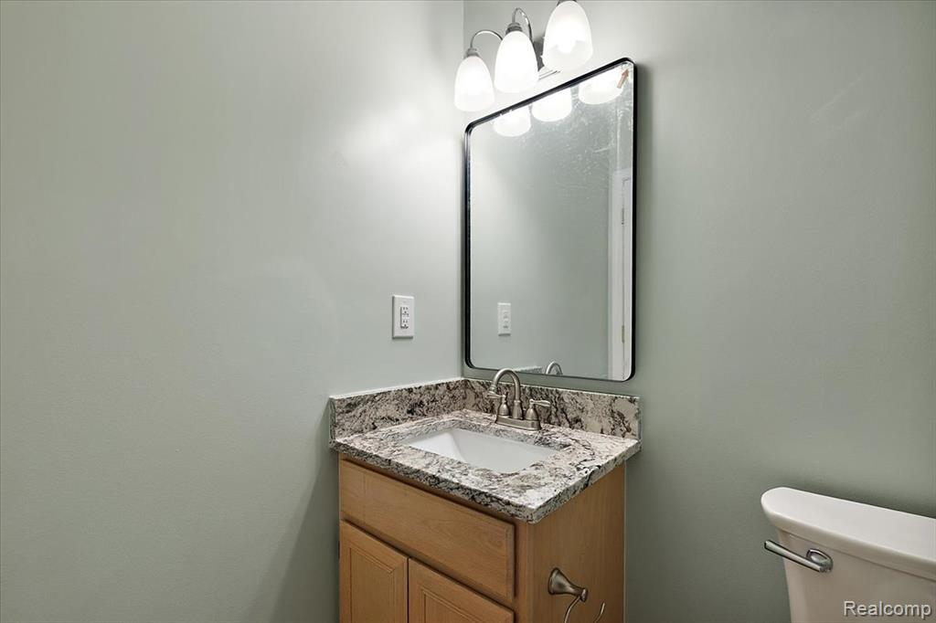 25400 Samantha Drive, 41, Chesterfield, MI — Photo 15