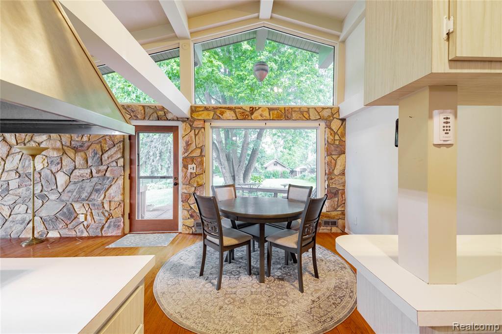472 Riverside Drive, Wyandotte, MI 48192 — Photo 15