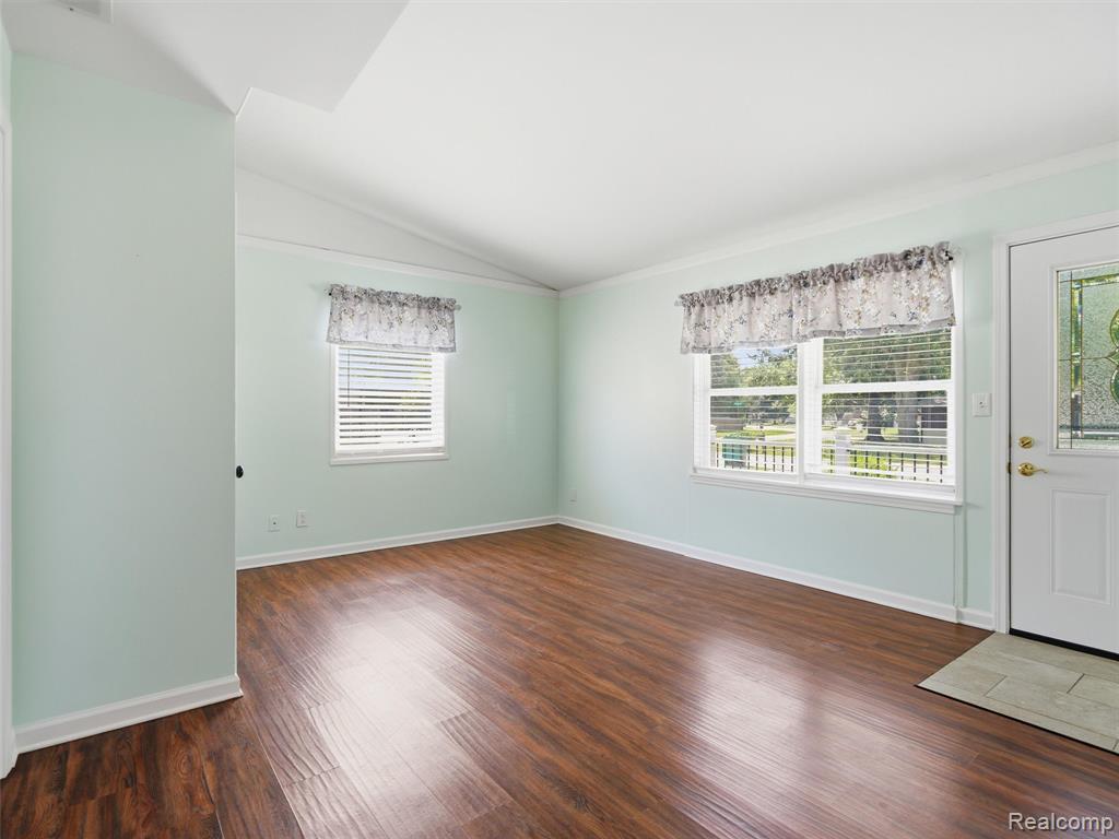 6271 Stephen, Brighton, MI 48116 — Photo 7