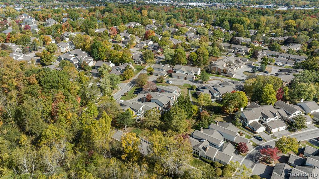 7006 Bridge Way, West Bloomfield, MI — Photo 42