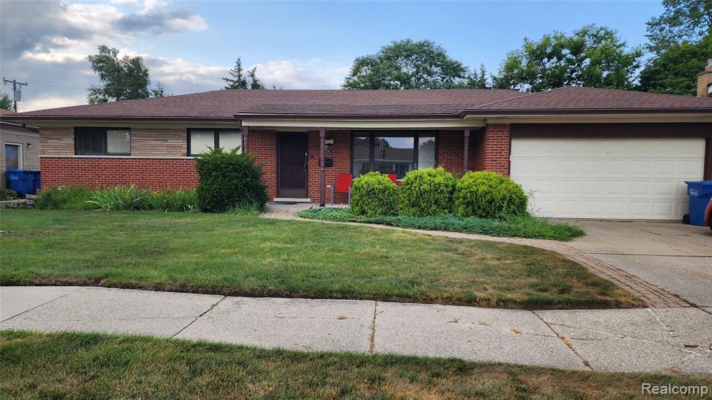 11219 Hanover Drive, Warren, MI 48093