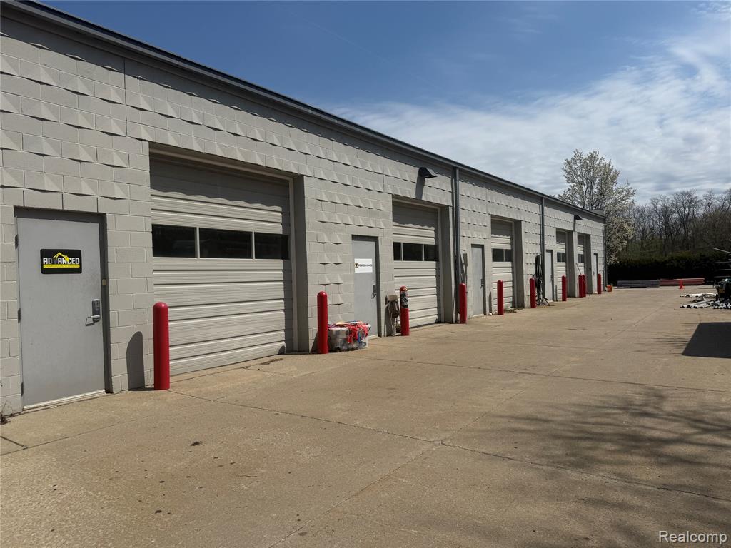 7194 Big Sky Drive, Holly, MI 48442