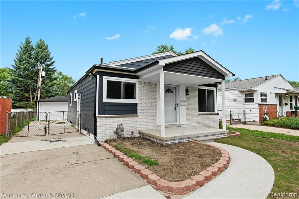 4474 HARDING Street, Dearborn Heights, MI 48125 — Photo 3