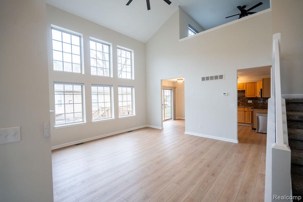 23869 McCort Drive, Flat Rock, MI 48134 — Photo 12