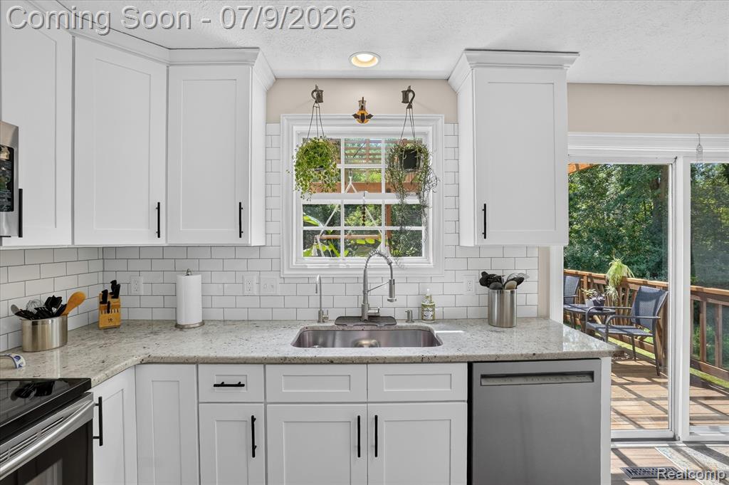 7071 W Grand River Road, Fowlerville, MI 48836 — Photo 16