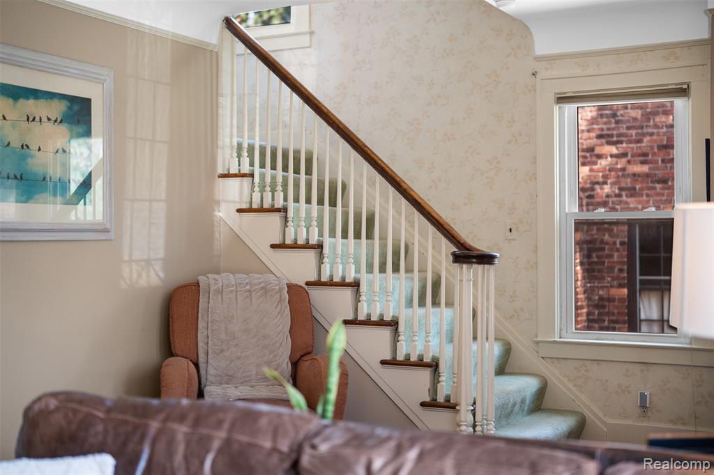 414 Cloverly Road, Grosse Pointe Farms, MI 48236 — Photo 36