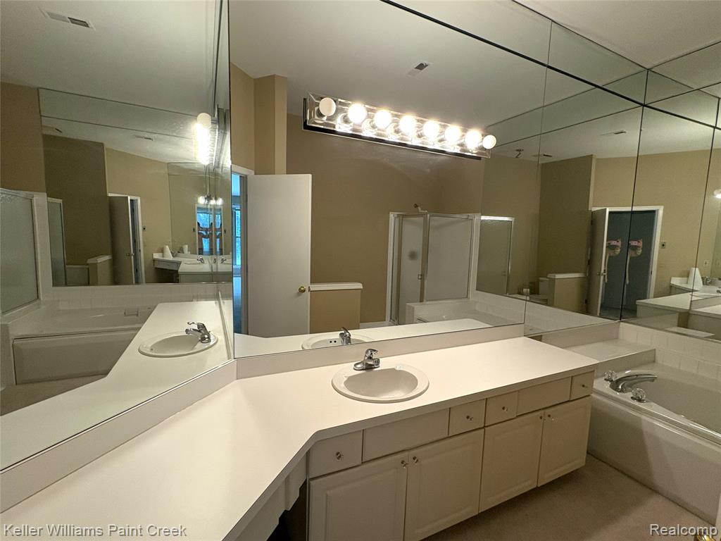 506 Newburne Pointe, Bloomfield Hills, MI 48304 — Photo 9