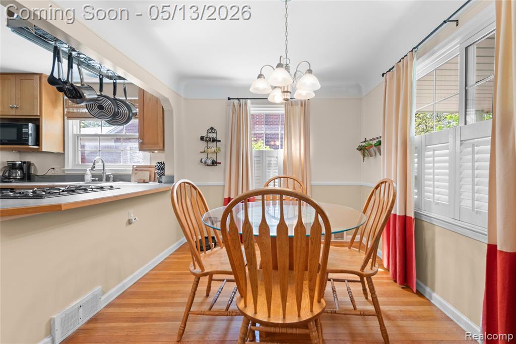 21610 Prestwick Avenue, Harper Woods, MI 48225 — Photo 13