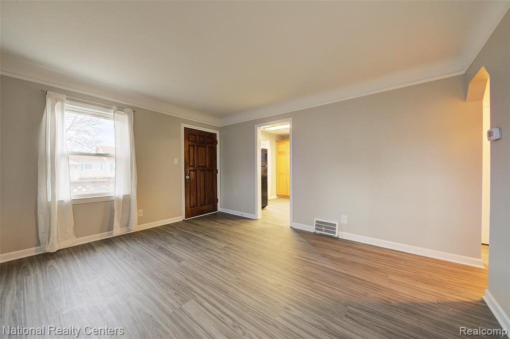 5808 Gilman Street, Garden City, MI — Photo 9