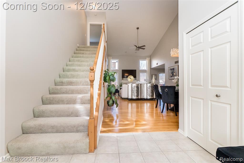 6157 Lochmore Drive, Commerce Twp, MI 48382 — Photo 7
