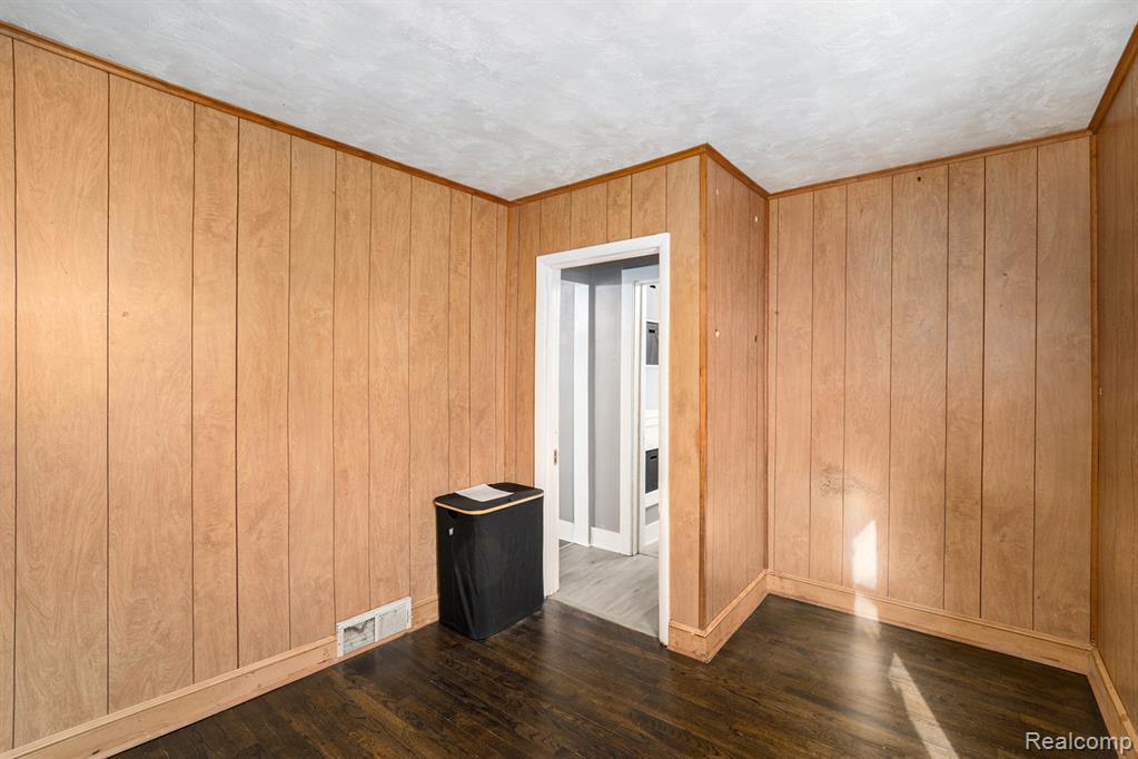 407 E Elizabeth Street, Fenton, MI 48430 — Photo 15