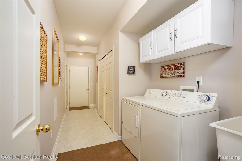19106 CHESAPEAKE Circle, Walled Lake, MI 48390 — Photo 21