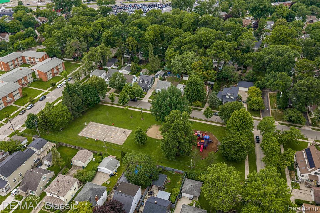 605 Fernwood Road, Royal Oak, MI 48067 — Photo 37