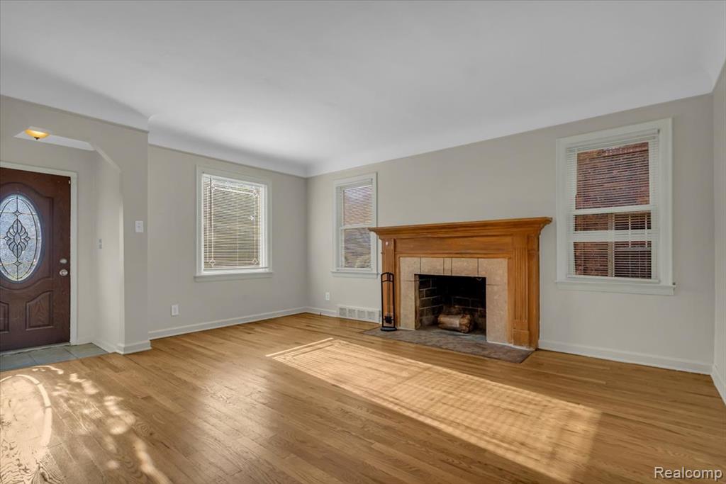 5164 Hereford Street, Detroit, MI 48224 — Photo 9