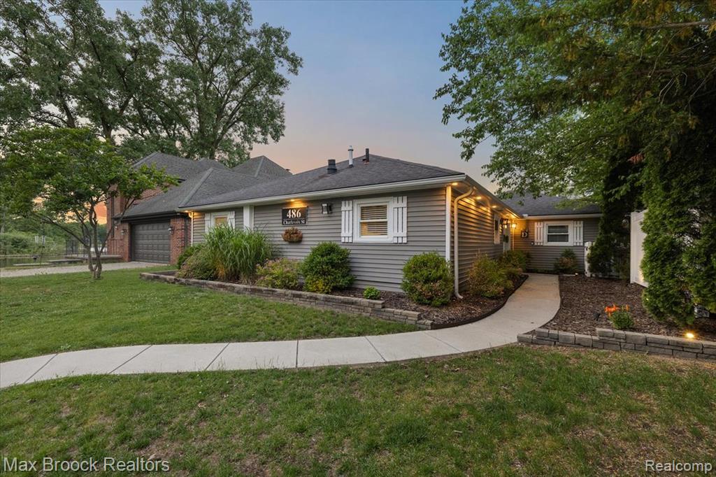 486 Charlevoix Street, Commerce Twp, MI 48382 — Photo 6