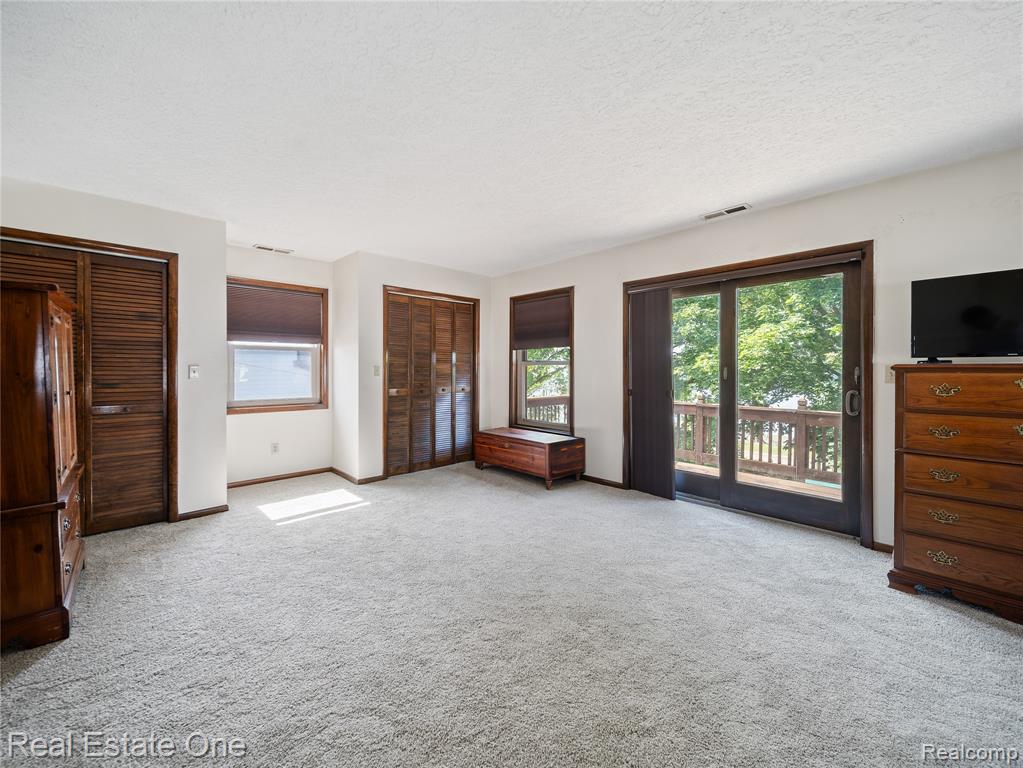 5065 Girard Drive, Pinckney, MI 48169 — Photo 18