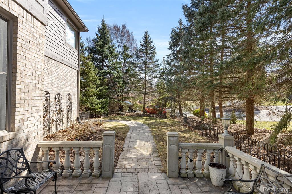 6307 WILDWOOD Lane, West Bloomfield, MI 48324 — Photo 53