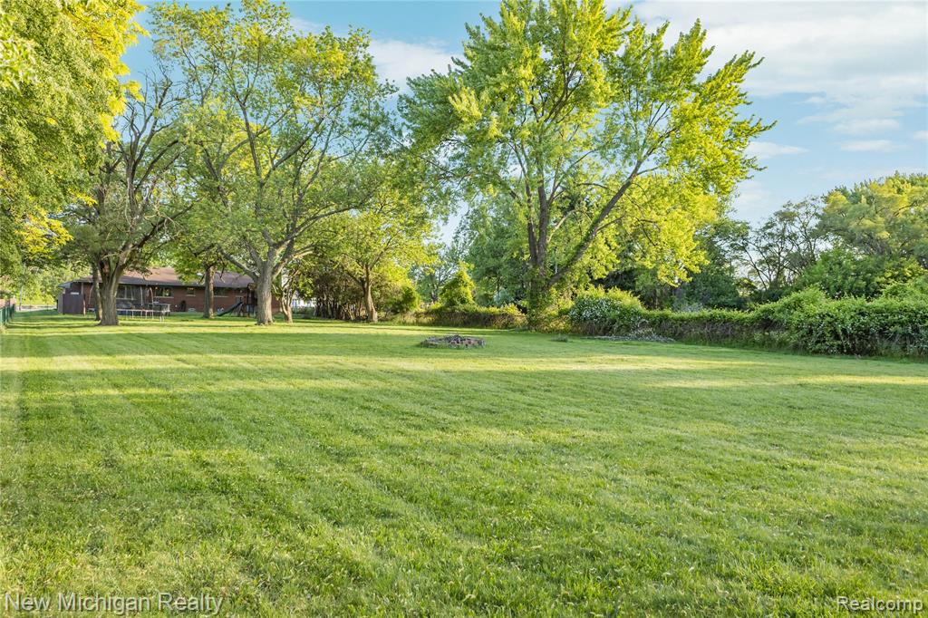 8359 Chicago Road, Warren, MI 48093 — Photo 56