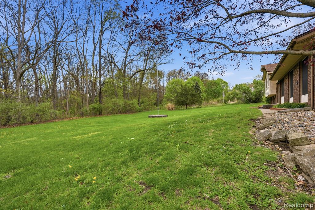 1525 E Dawson Road, Milford, MI 48381 — Photo 55