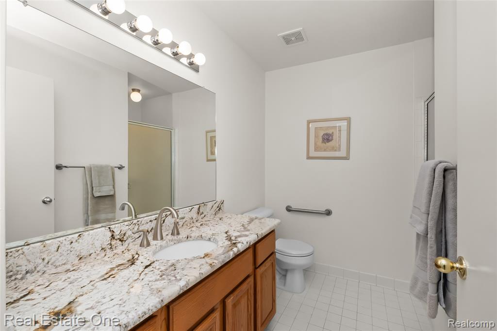 367 N Oak Drive, Commerce Twp, MI 48390 — Photo 26