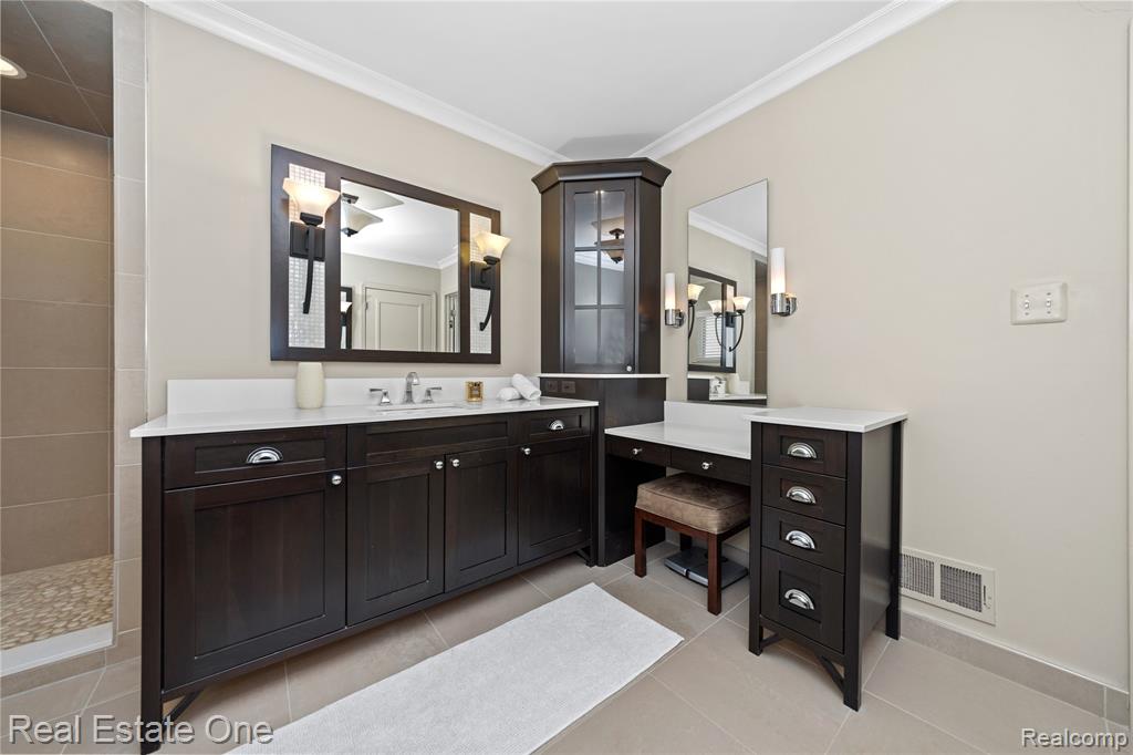 8124 Huntington Road, Huntington Woods, MI — Photo 20