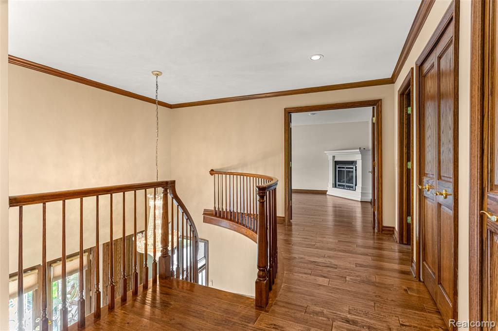 48367 Lake Valley Drive, Shelby Twp, MI 48317 — Photo 28