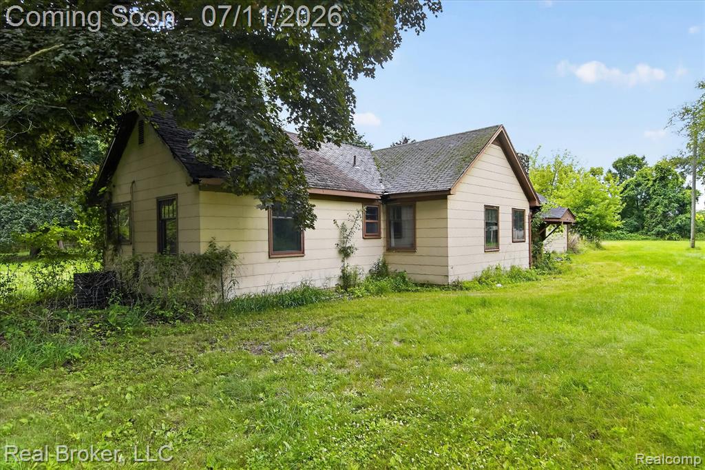 27483 Pontiac Trail, South Lyon, MI 48178 — Photo 3
