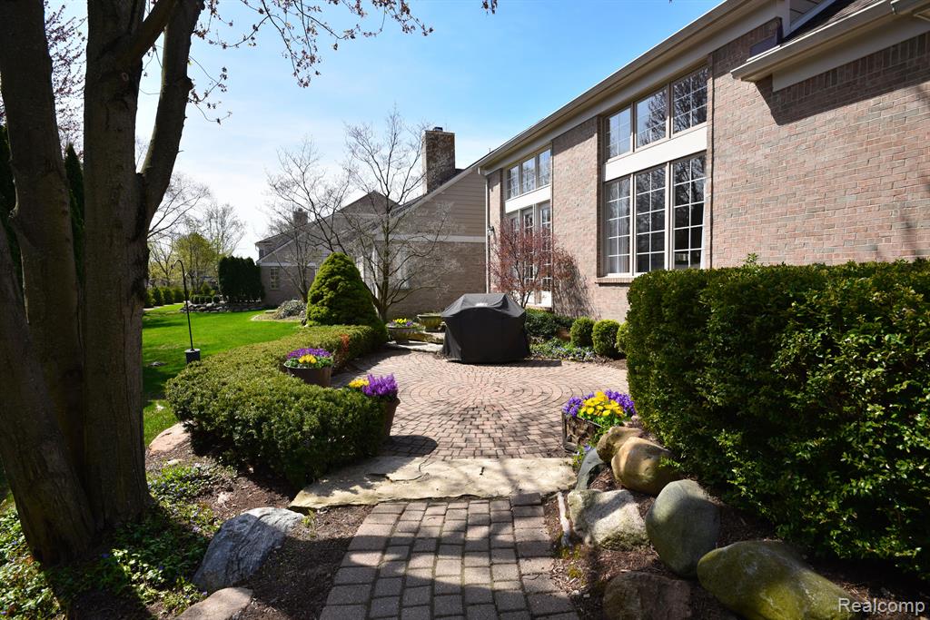 4048 CHATFIELD Lane, Troy, MI 48098 — Photo 37