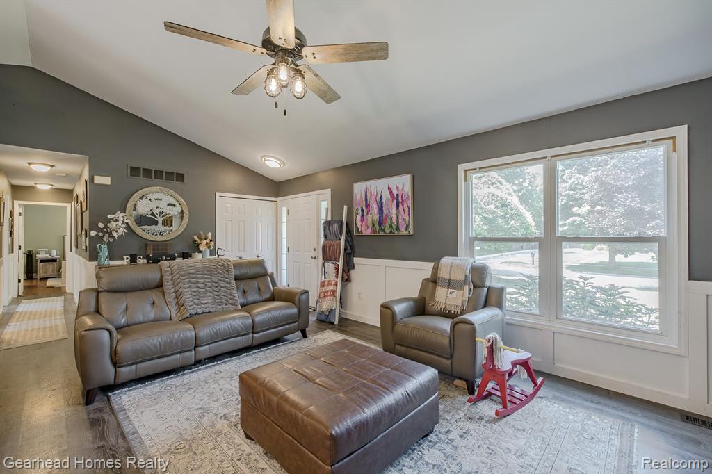 4710 Desert Bridge Court, Highland, MI 48356 — Photo 12