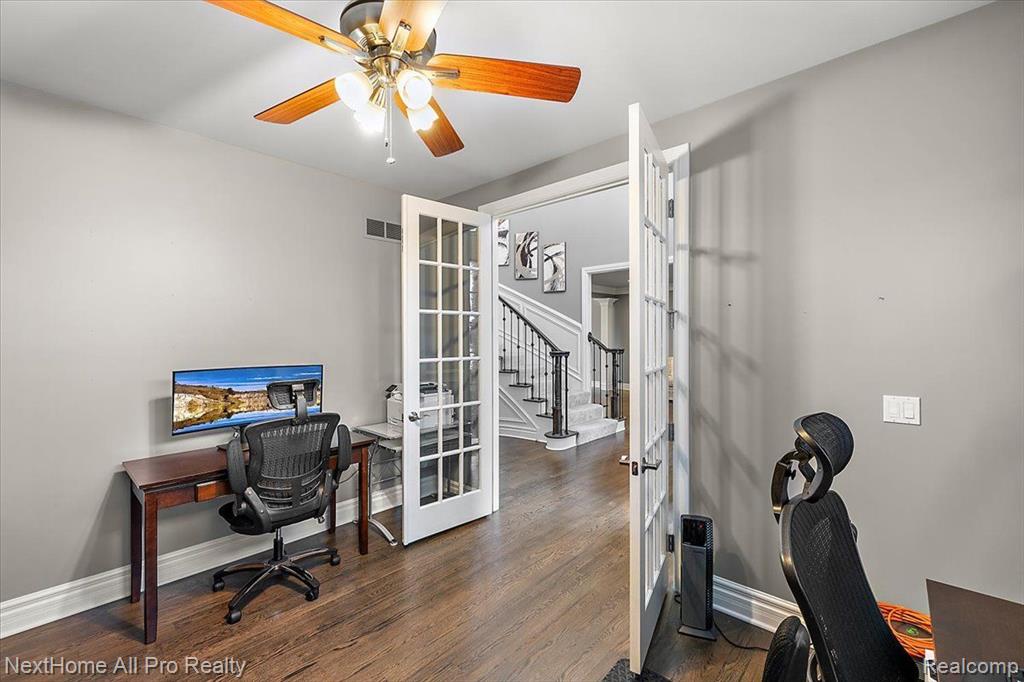 18626 Marble Head Drive, Northville, MI 48168 — Photo 27