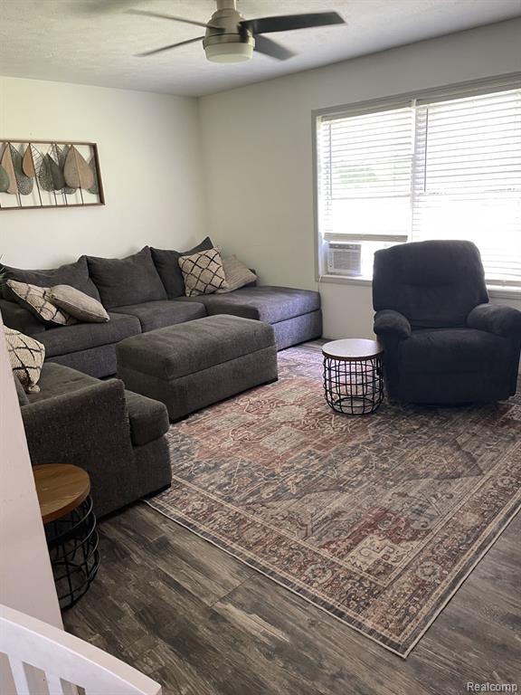 4537 Morgan Drive, Columbiaville, MI 48421 — Photo 7