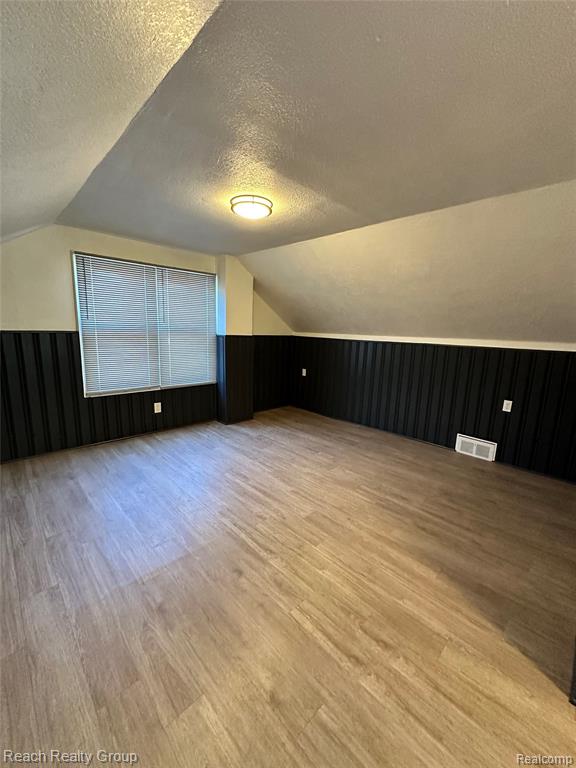 8200 Westwood Street, Detroit, MI 48228 — Photo 19