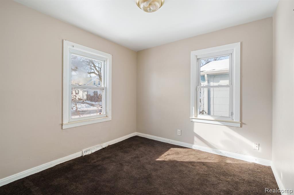 7583 Hudson Avenue, Warren, MI 48091 — Photo 8