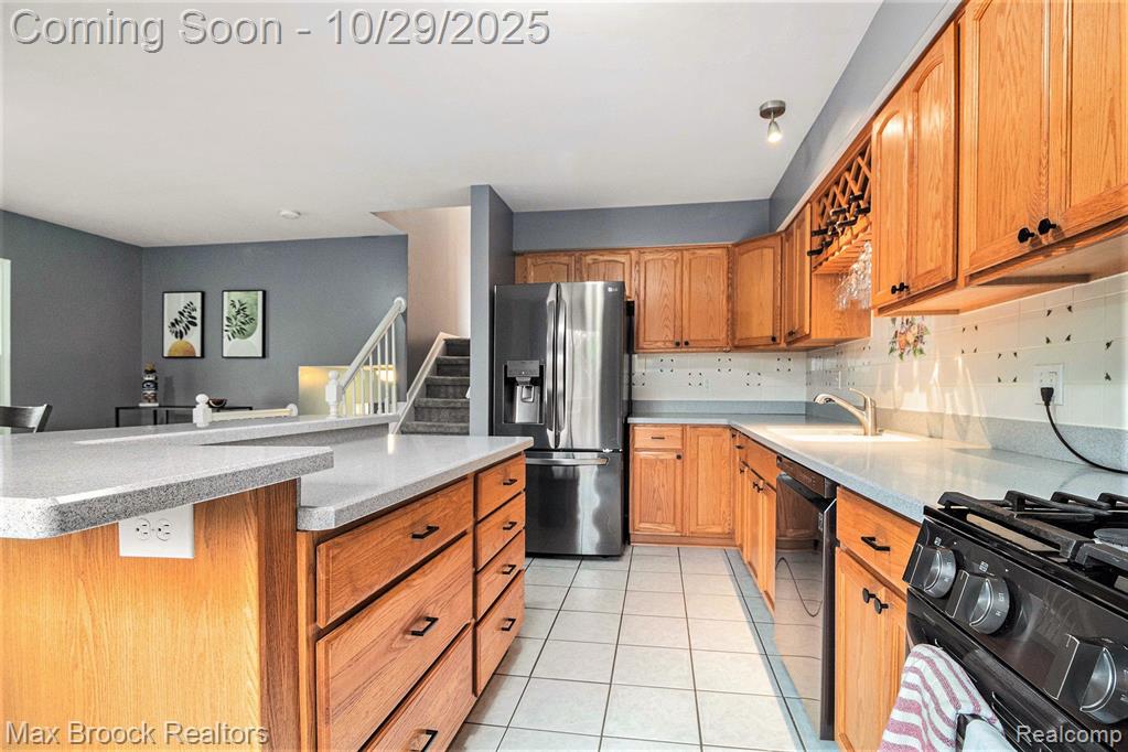 42697 Redfern Street, Canton, MI 48187 — Photo 11